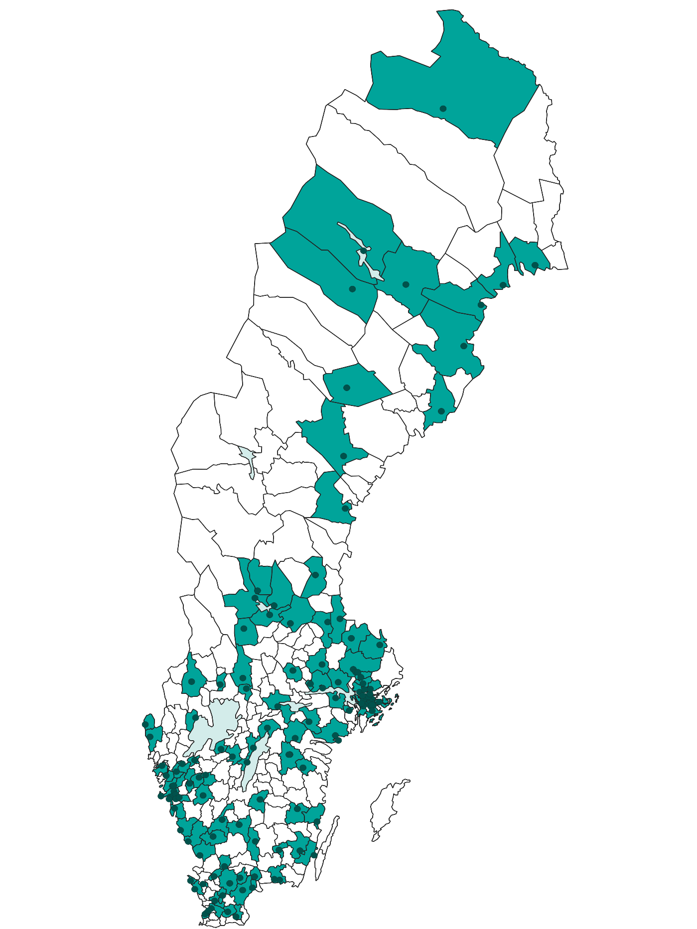 Karta över Sveriges kommuner som visar var det finns ett kulturhus. Ljusblå fält som visar i vilka kommuner det finns ett kulturhus och mörkblå plupp som anger plats för varje kulturhus.